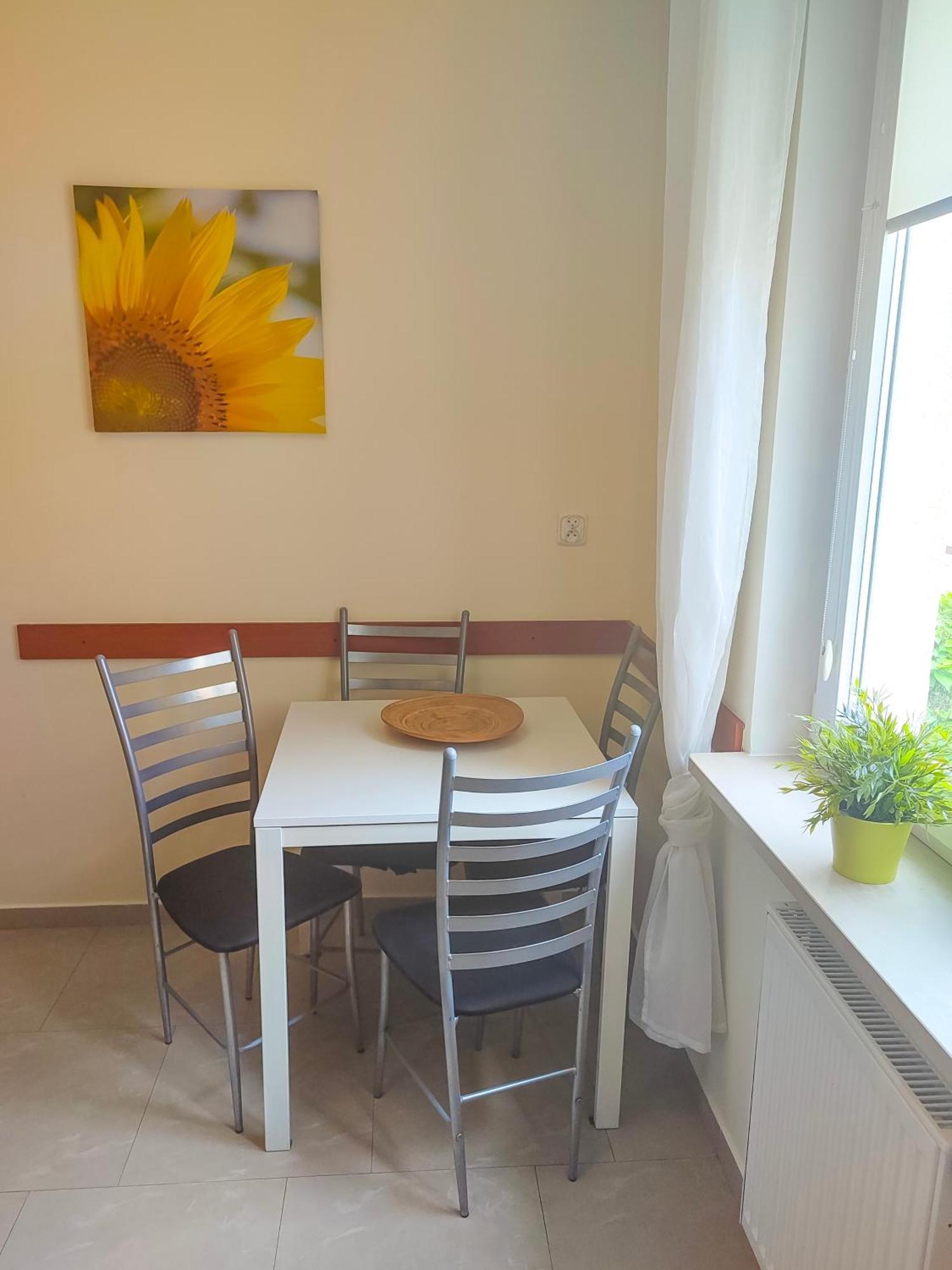 Prywatny Parking Apartament Zacisze By Rentoom Stary Toruń Exterior foto